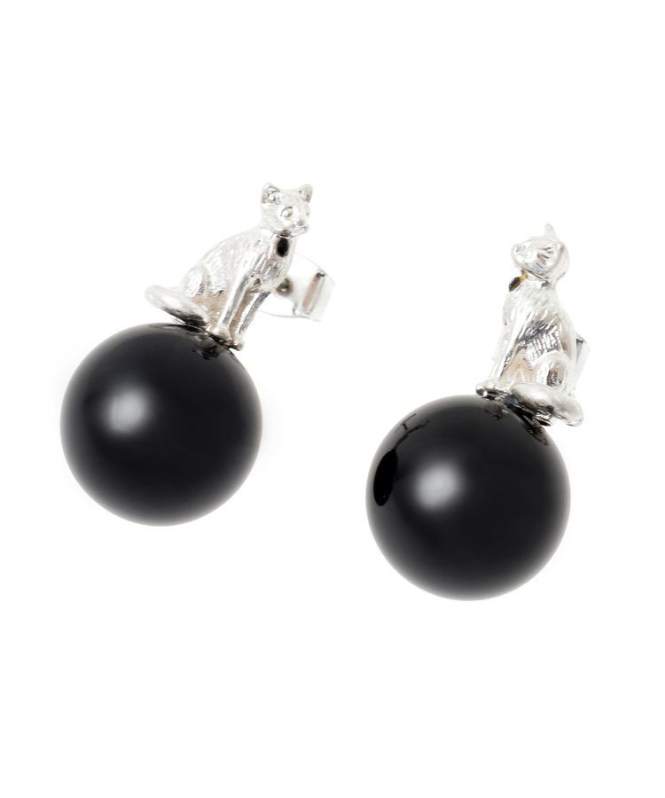 YECCA VECCA「パールキャットピアス」|ピアス|