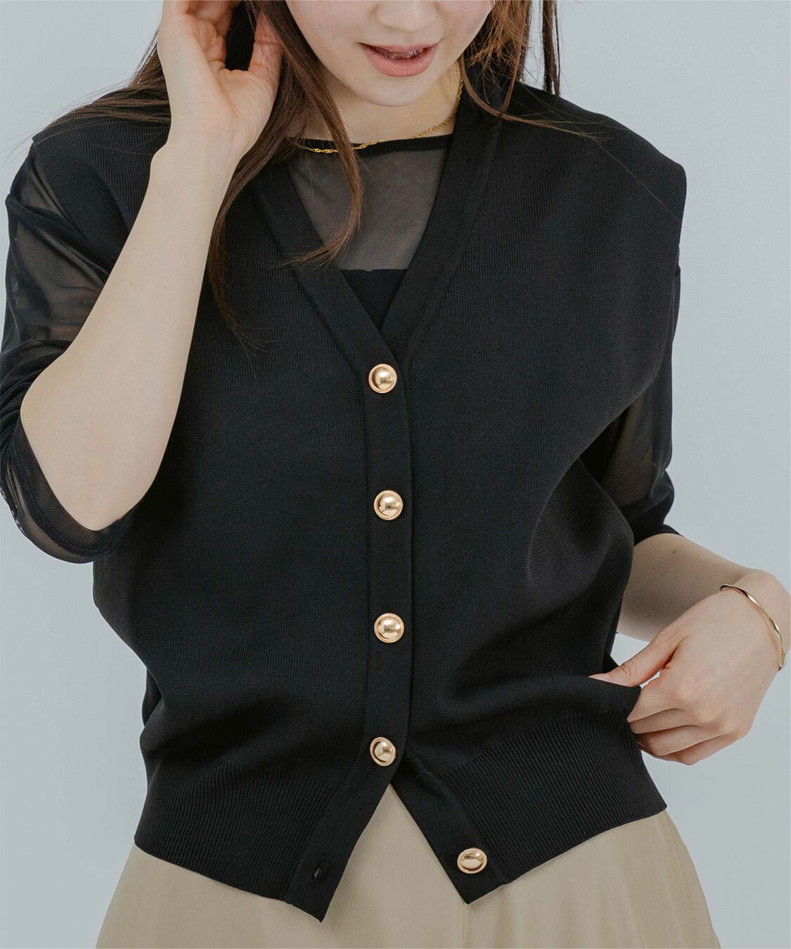ur's「ゴールド釦コクーンニットベスト」|ニット・セーター|