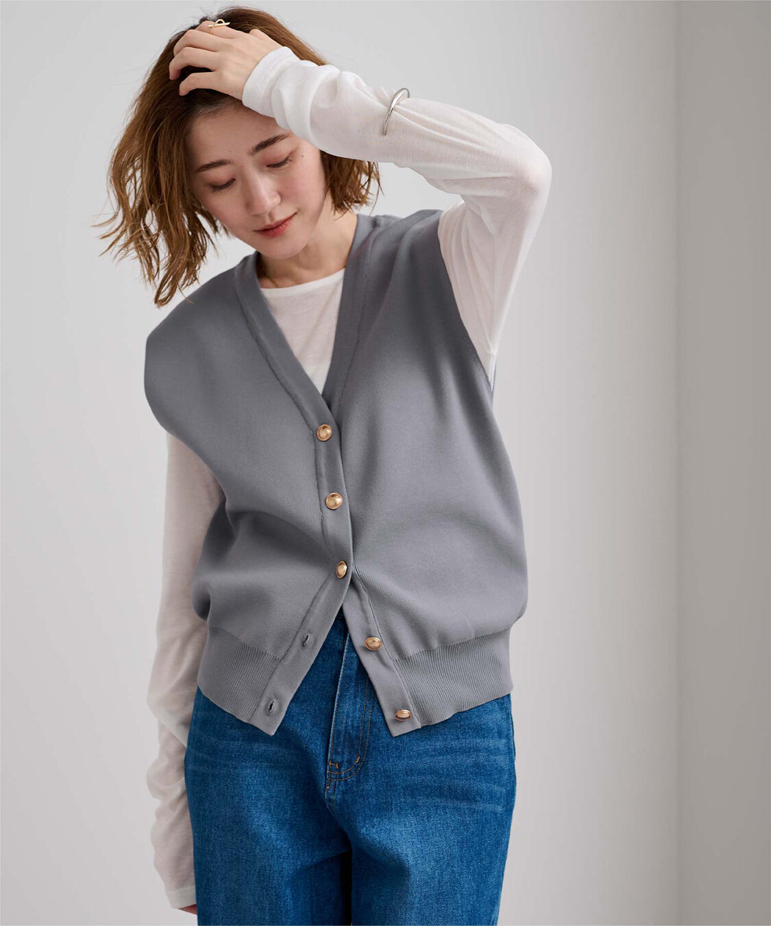 ur's「ゴールド釦コクーンニットベスト」|ニット・セーター|グレー