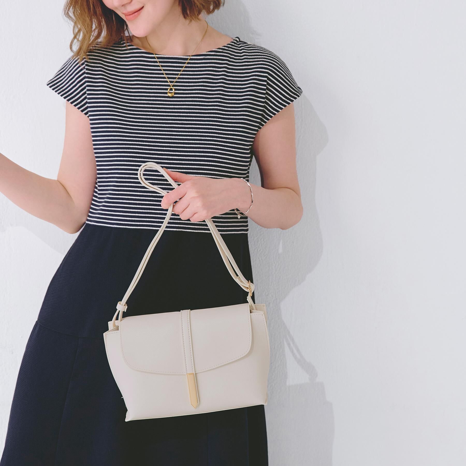 grove「メタルベルトショルダー」|ショルダー・メッセンジャー|アイボリー(004)