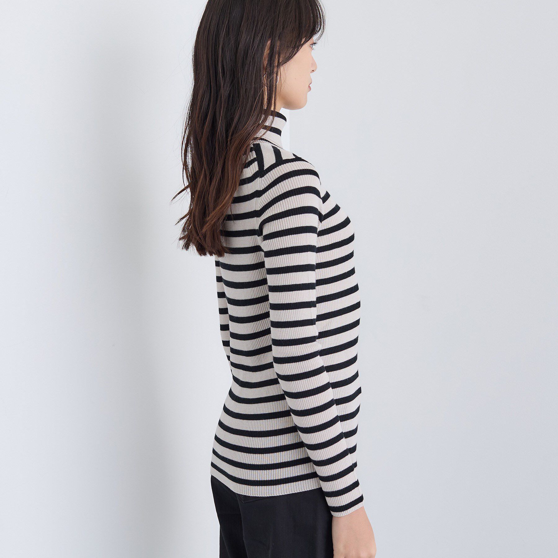 INDIVI「【洗える／毛玉になりにくい】エクストラファインウール リブタートルニット」|ニット・セーター|