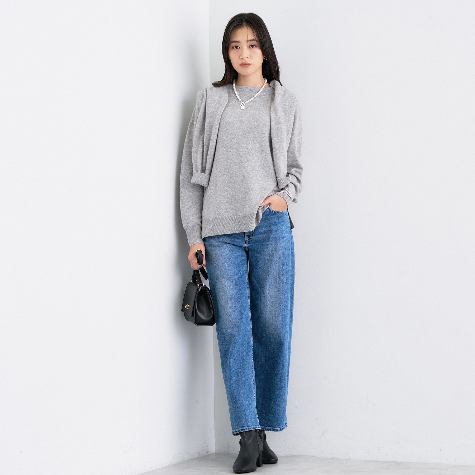 INDIVI「【洗える／カシミヤ混】ボトルネック ドルマンスリーブニット」|ニット・セーター|