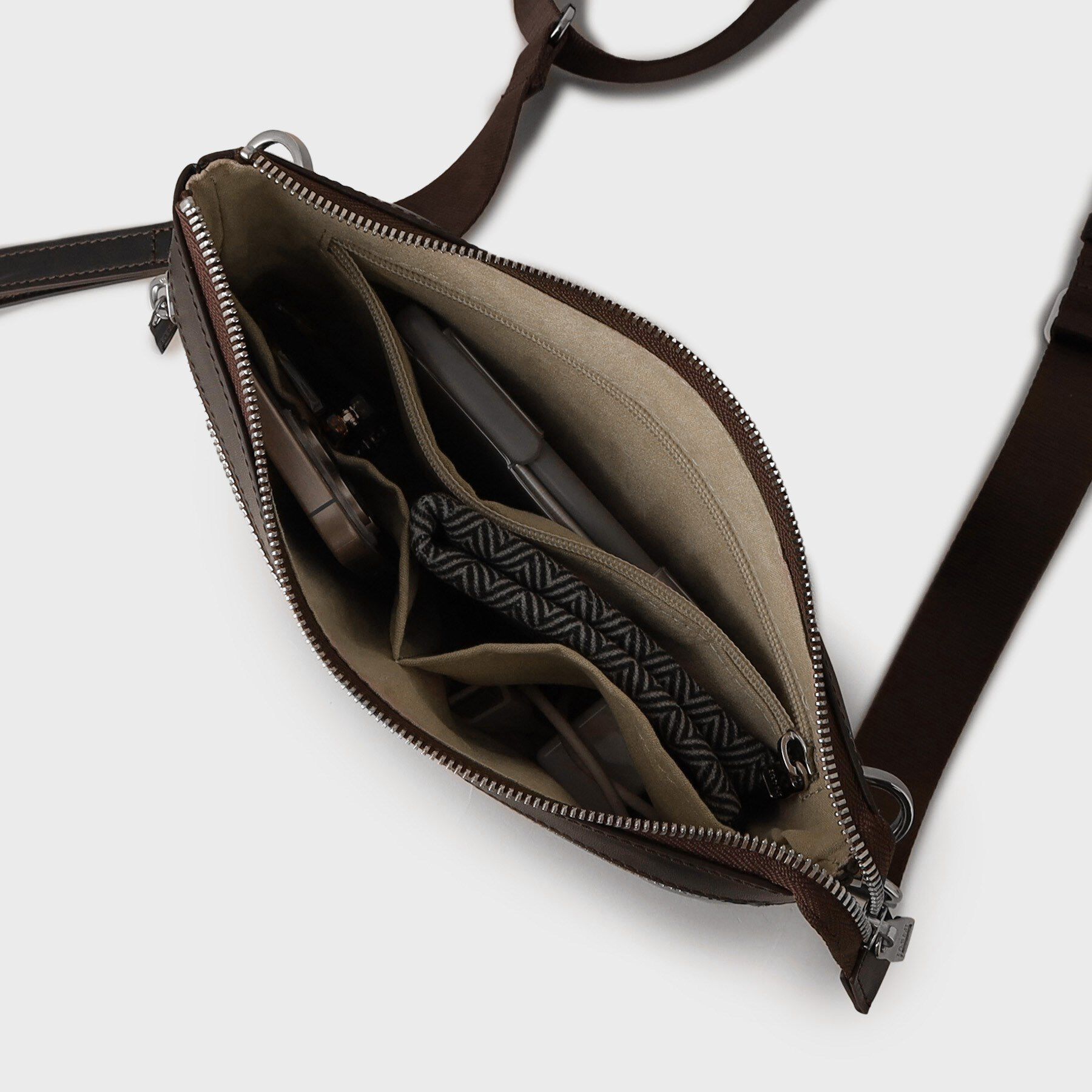 TAKEO KIKUCHI「アニリンレザー　２WAYクラッチ」|クラッチバッグ|