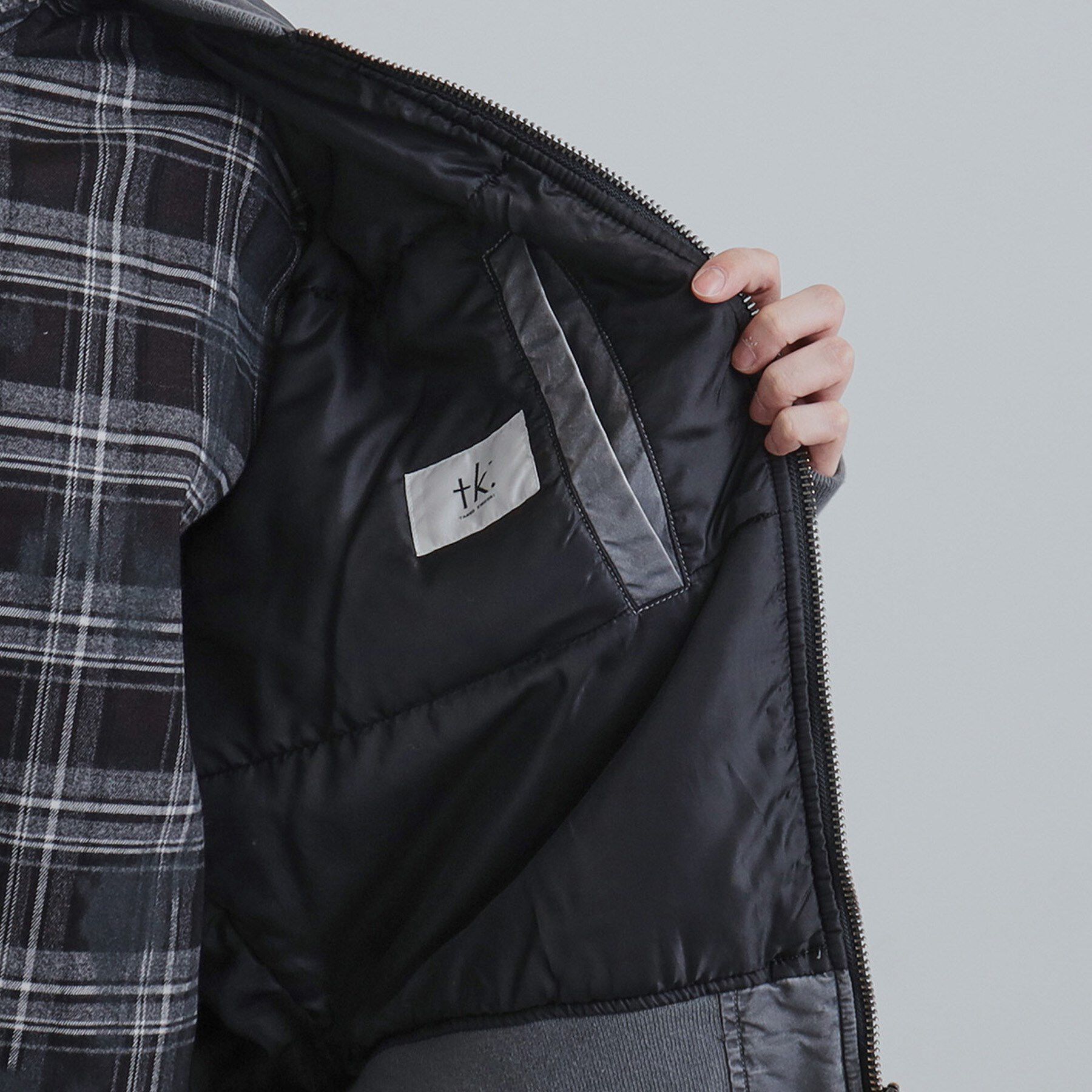 tk.TAKEO KIKUCHI「ヴィンテージライクMA‐1」|ブルゾン・スタジャン|