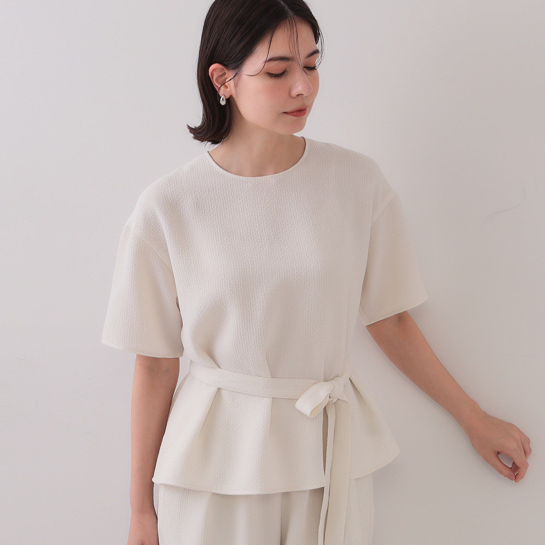 OPAQUE.CLIP「ストレッチジャカード2WAYリボントップス/セットアップ対応可【洗濯機洗い可】」|シャツ・ブラウス|オフホワイト(003