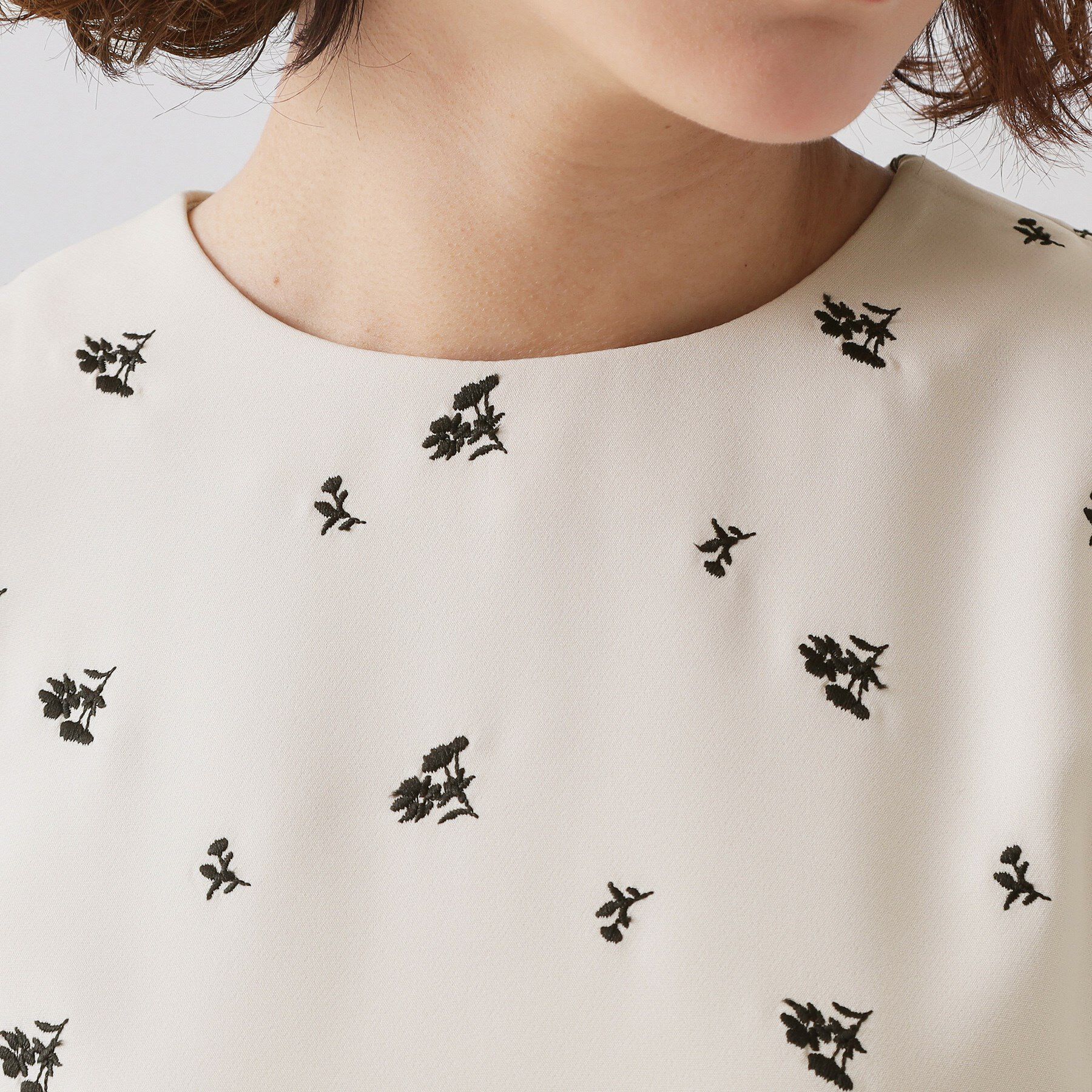 OPAQUE.CLIP「フラワー刺繍ペプラムブラウス【洗濯機OK】」|シャツ・ブラウス|