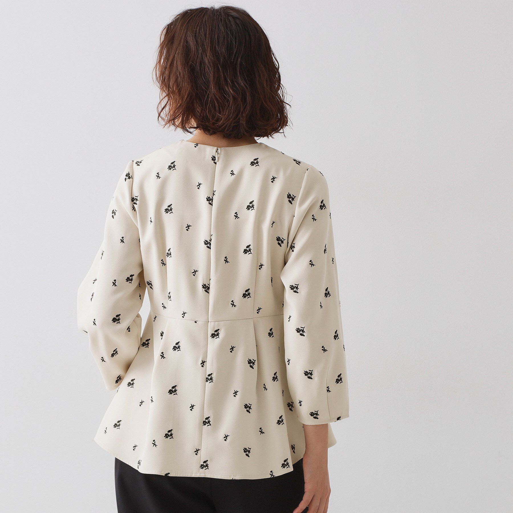 OPAQUE.CLIP「フラワー刺繍ペプラムブラウス【洗濯機OK】」|シャツ・ブラウス|