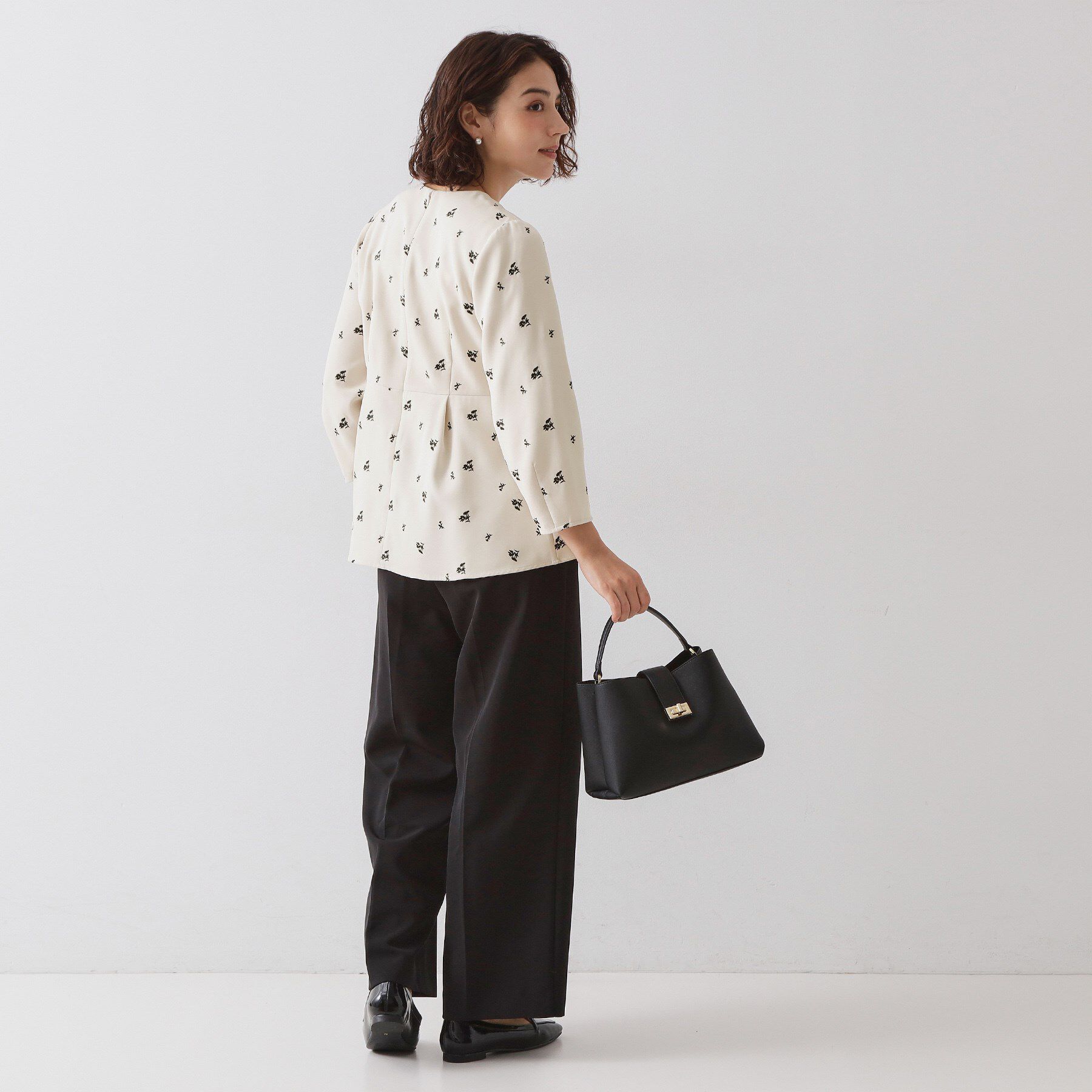 OPAQUE.CLIP「フラワー刺繍ペプラムブラウス【洗濯機OK】」|シャツ・ブラウス|