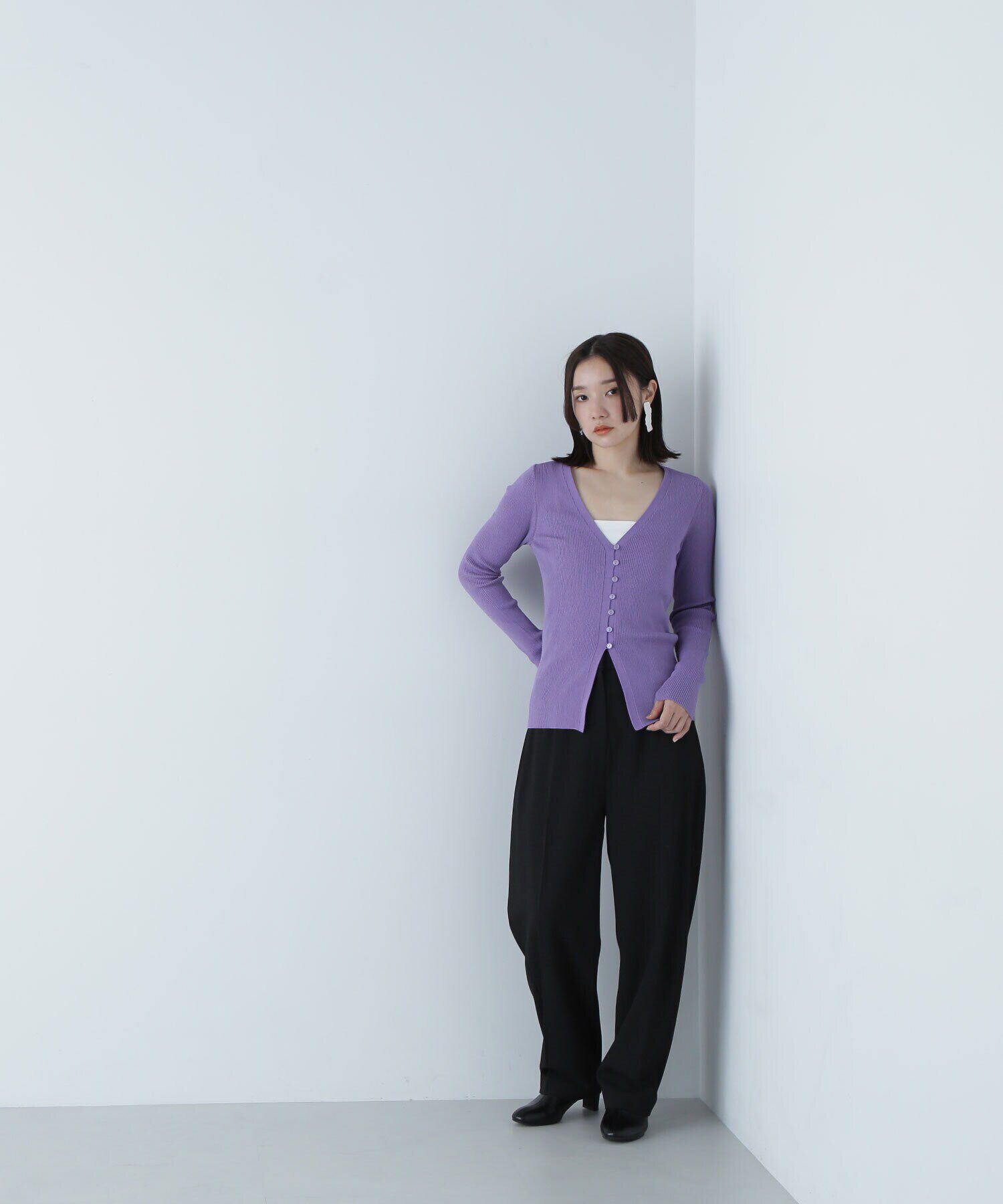  「スリムバレルラインパンツ」|その他|クロ