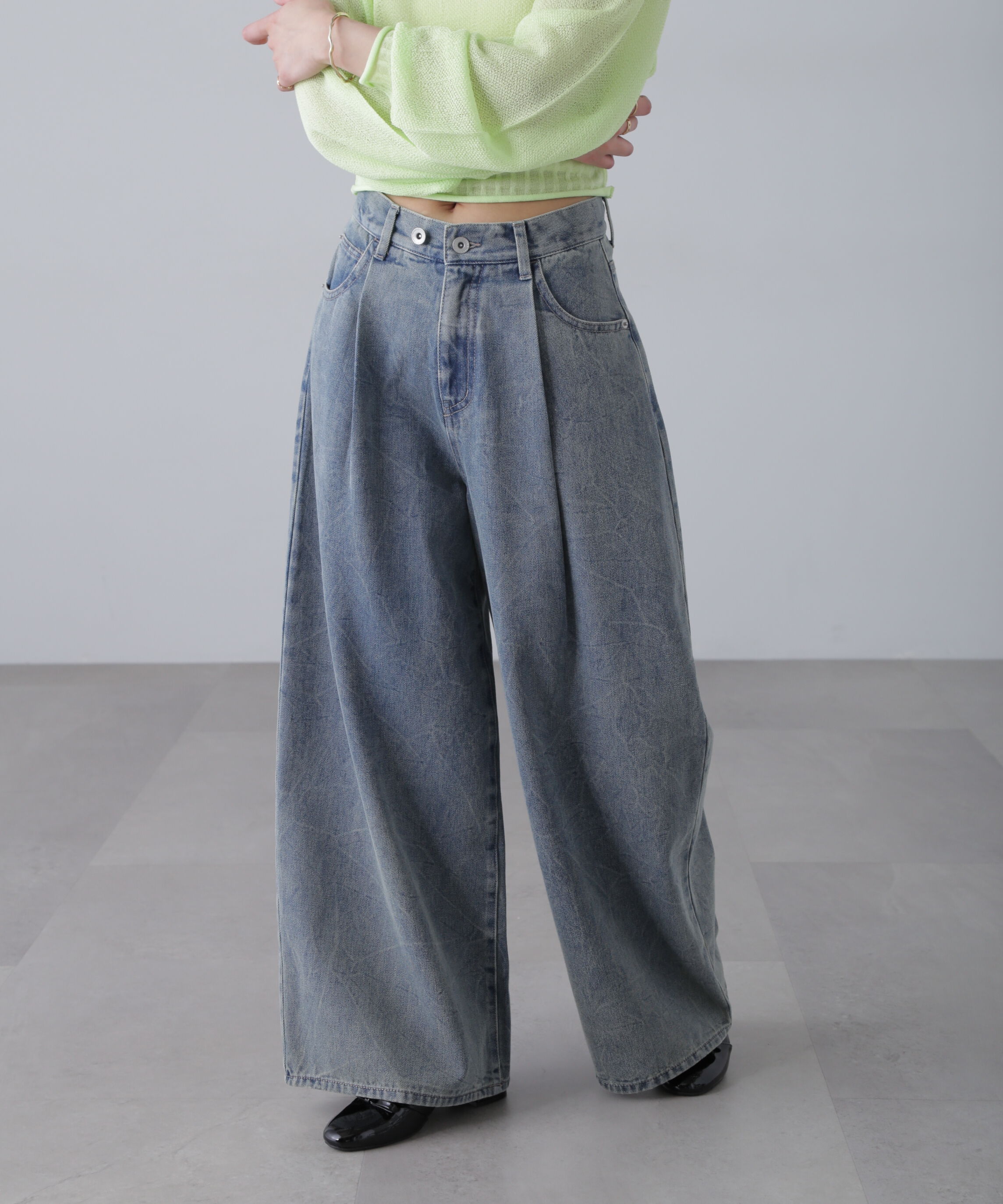  「クリンクル加工タックワイドデニムパンツ」|その他|