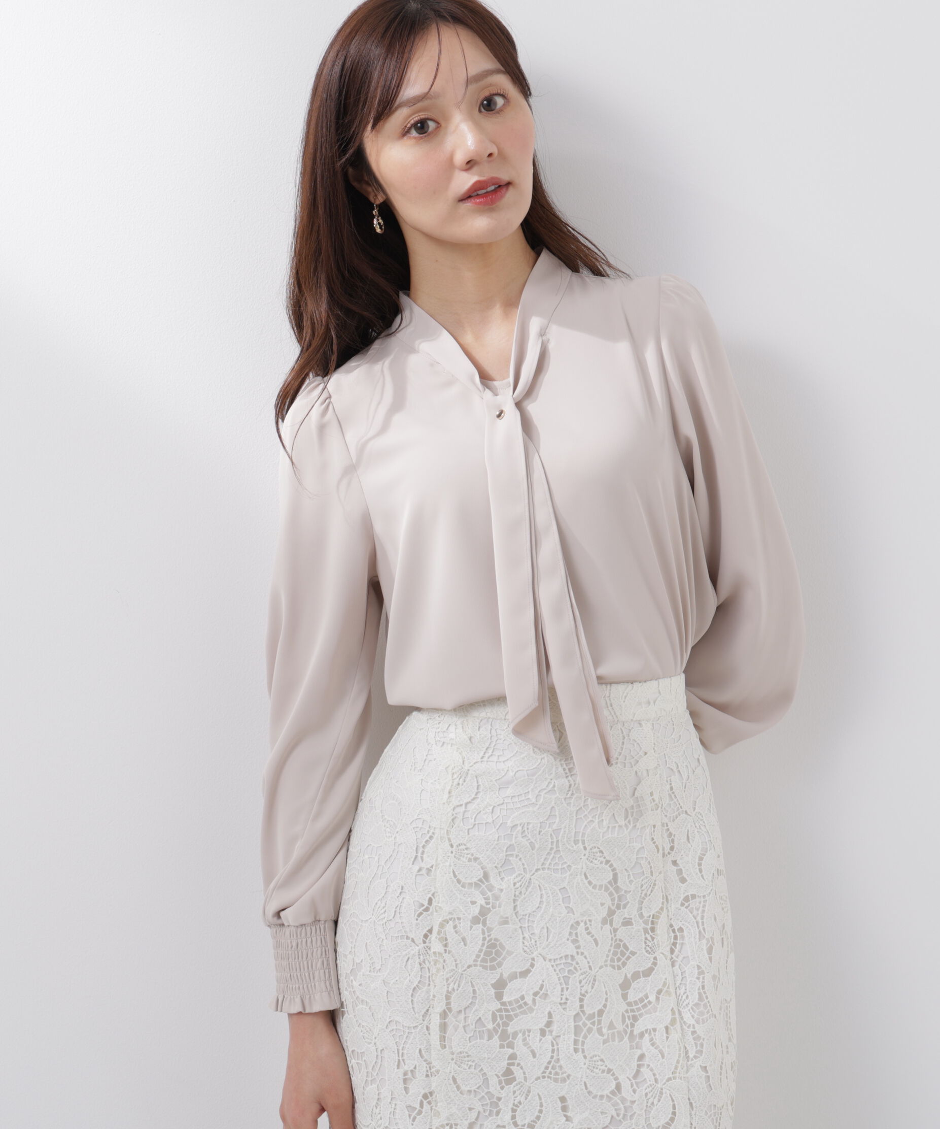 PROPORTION BODY DRESSING「キラ釦ボウタイブラウス　26SS」|シャツ・ブラウス|