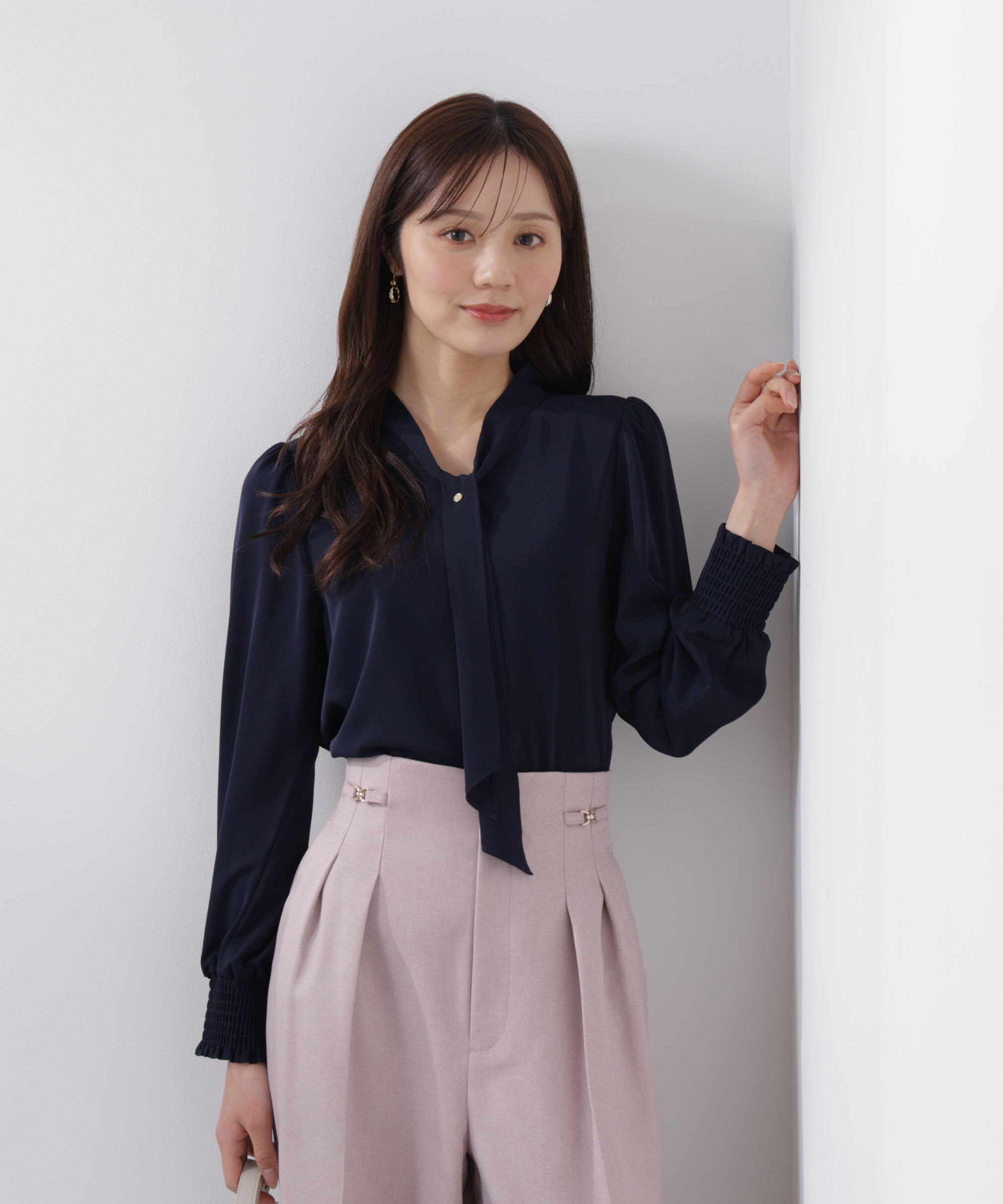 PROPORTION BODY DRESSING「キラ釦ボウタイブラウス　26SS」|シャツ・ブラウス|