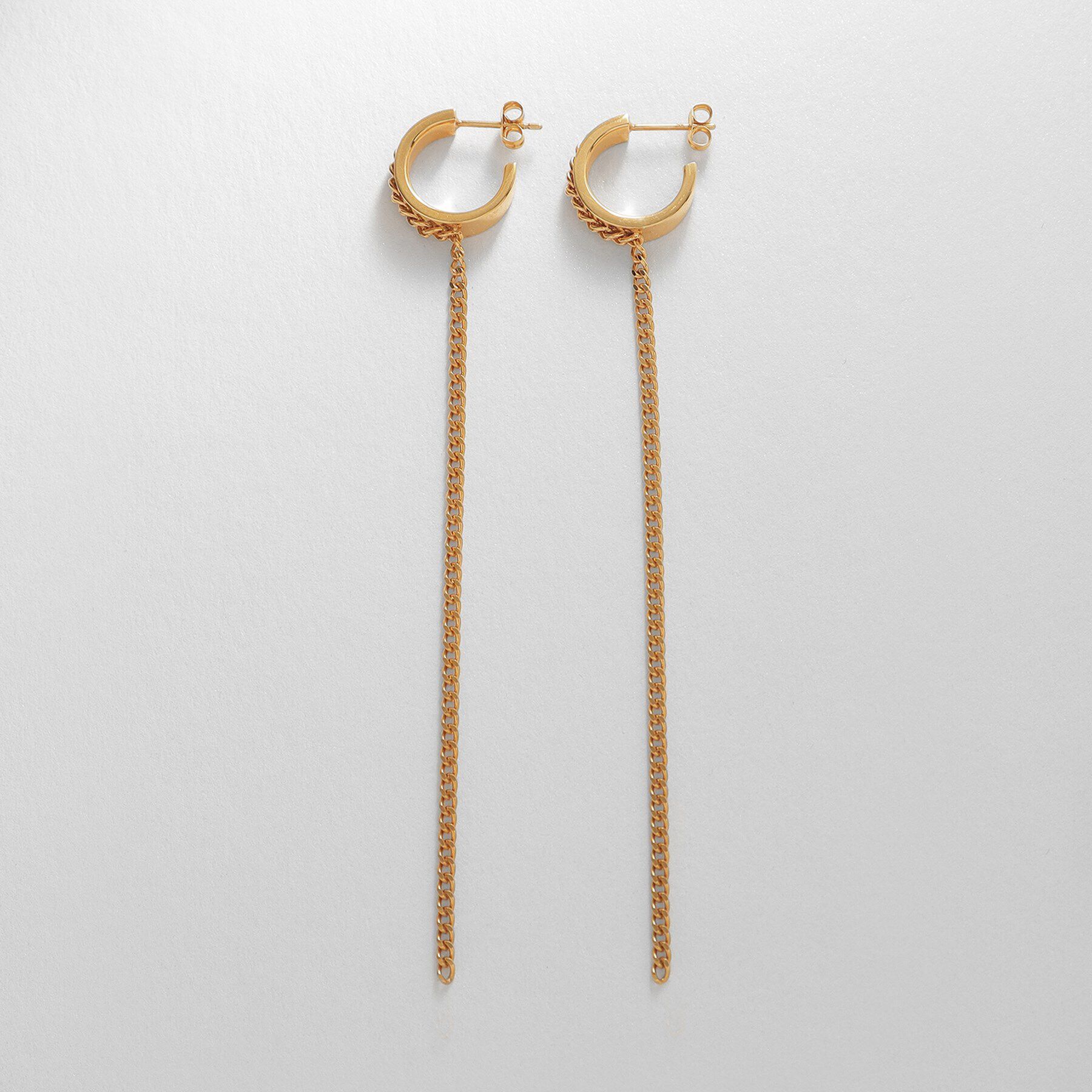 COCOSHNIK ONKITSCH「シルバー ハンギング カーブチェーンピアス GP」|ピアス|