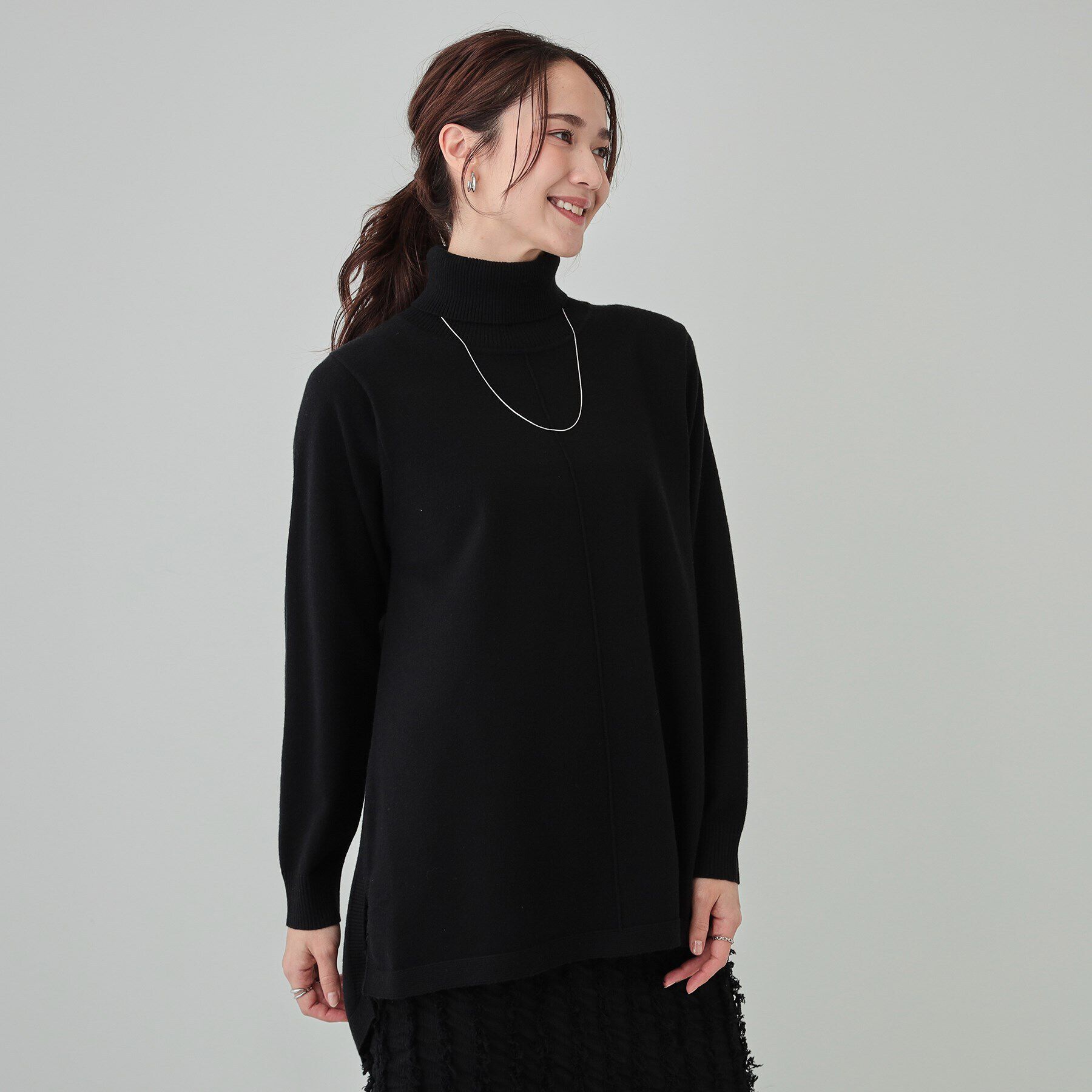 SHOO･LA･RUE「【洗える/S-LL/体型カバー】もちもちっとしたタッチが心地よい タートルチュニックニット」|チュニック|