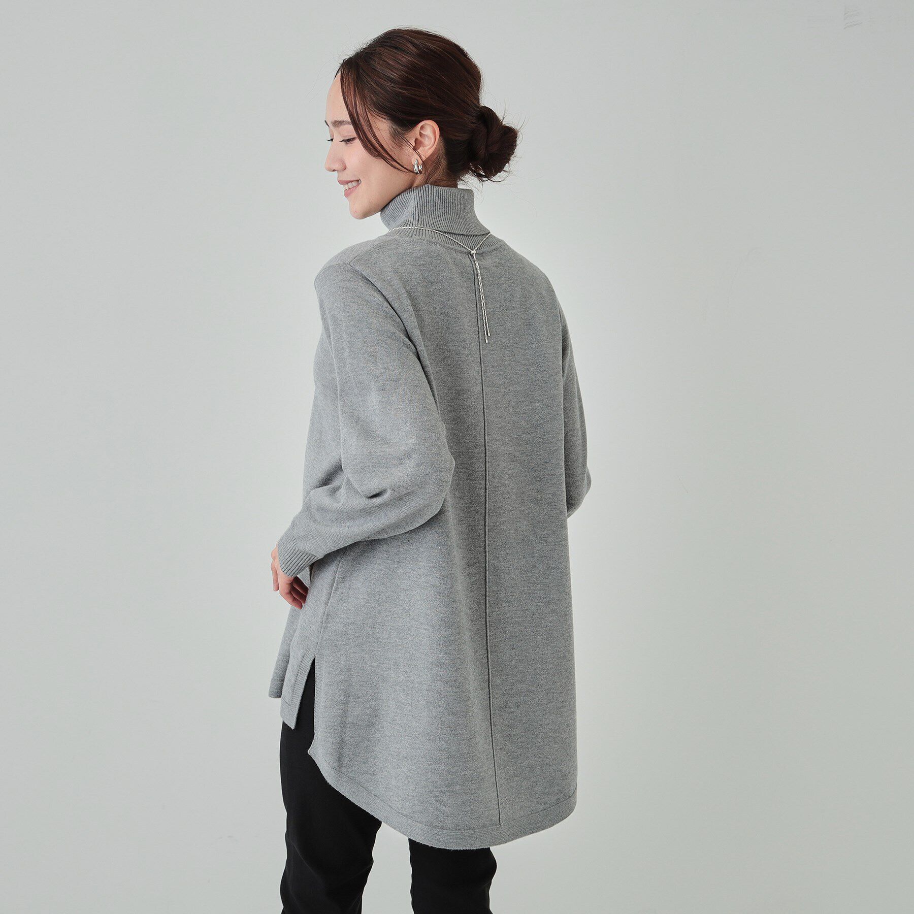 SHOO･LA･RUE「【洗える/S-LL/体型カバー】もちもちっとしたタッチが心地よい タートルチュニックニット」|チュニック|