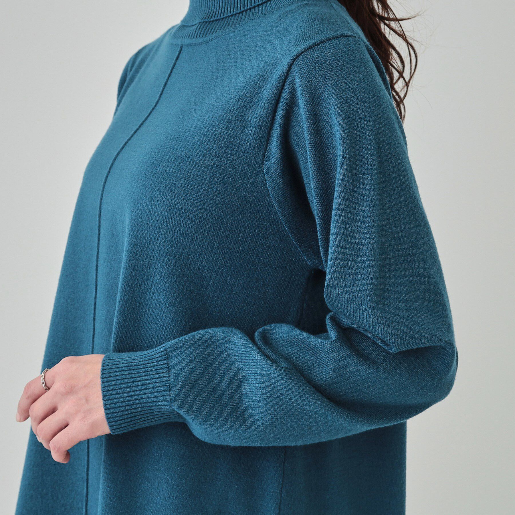 SHOO･LA･RUE「【洗える/S-LL/体型カバー】もちもちっとしたタッチが心地よい タートルチュニックニット」|チュニック|