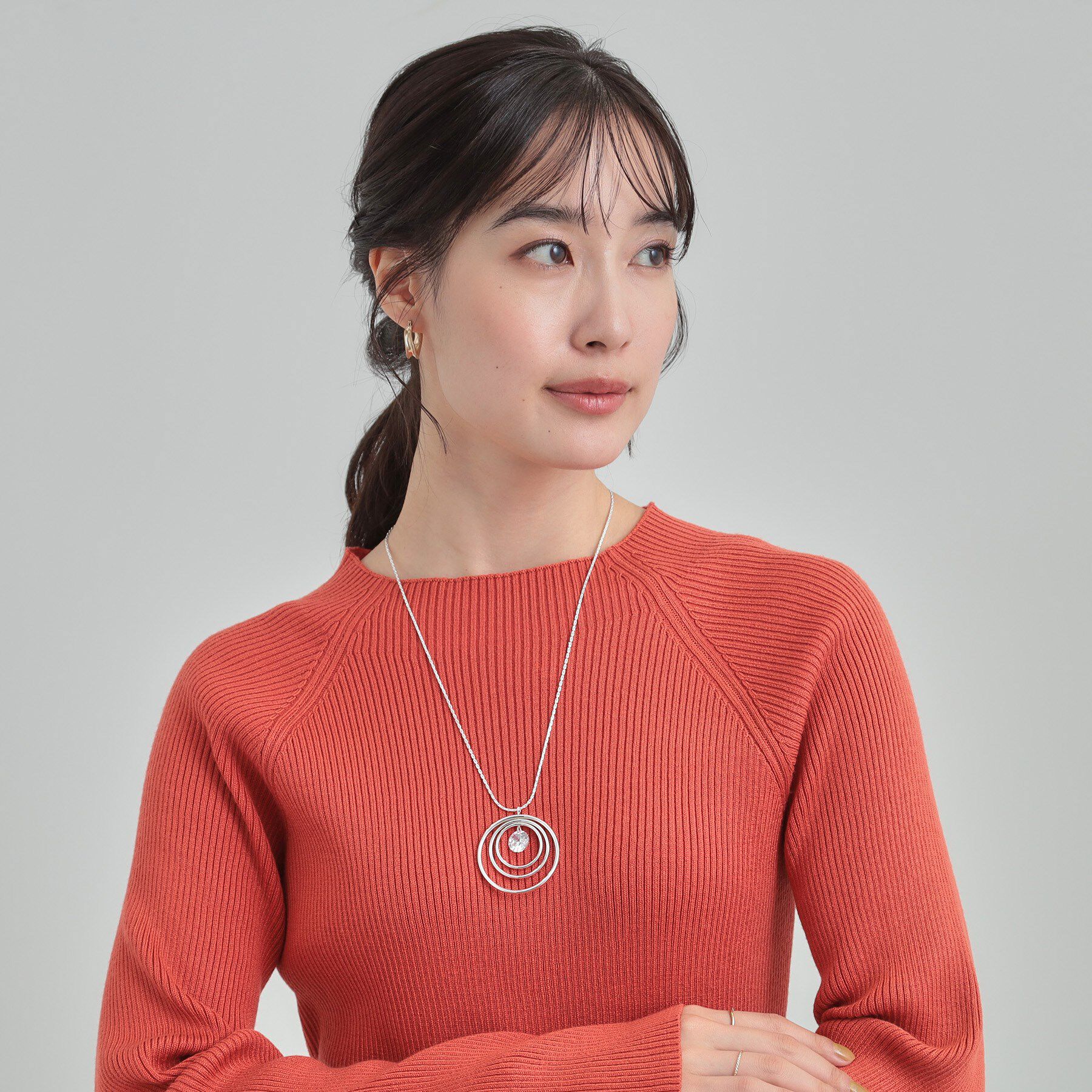 SHOO･LA･RUE「ビッグゆれるダイヤ調パーツスライダーネックレス」|ネックレス|