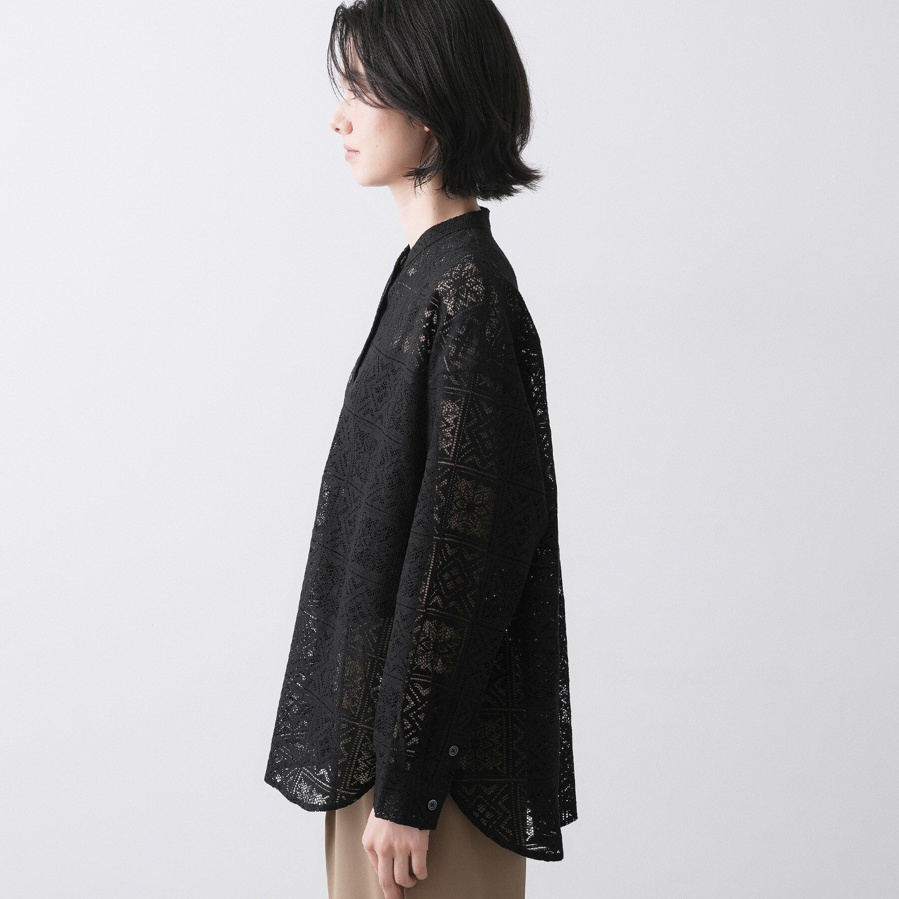 Dessin「【洗える】スクエアレースノーカラーシャツ」|シャツ・ブラウス|