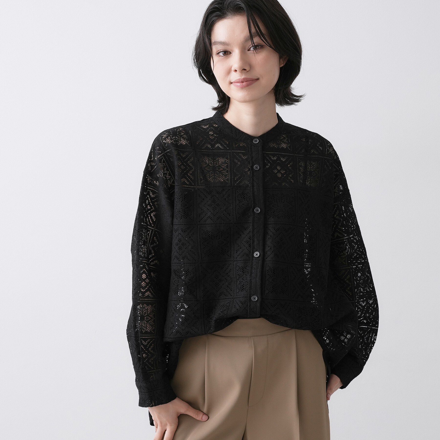 Dessin「【洗える】スクエアレースノーカラーシャツ」|シャツ・ブラウス|