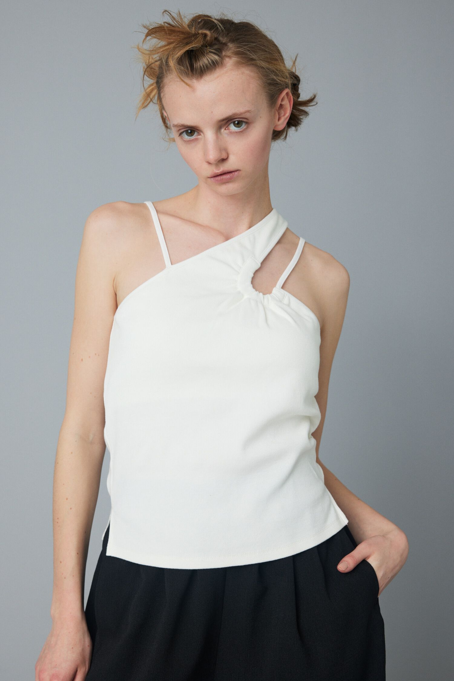 HeRIN.CYE「Cutting tanktop」|タンクトップ|WHT