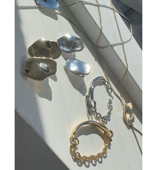 LAGUNAMOON「カーヴィフォルムループタイネックレス」|ネックレス|