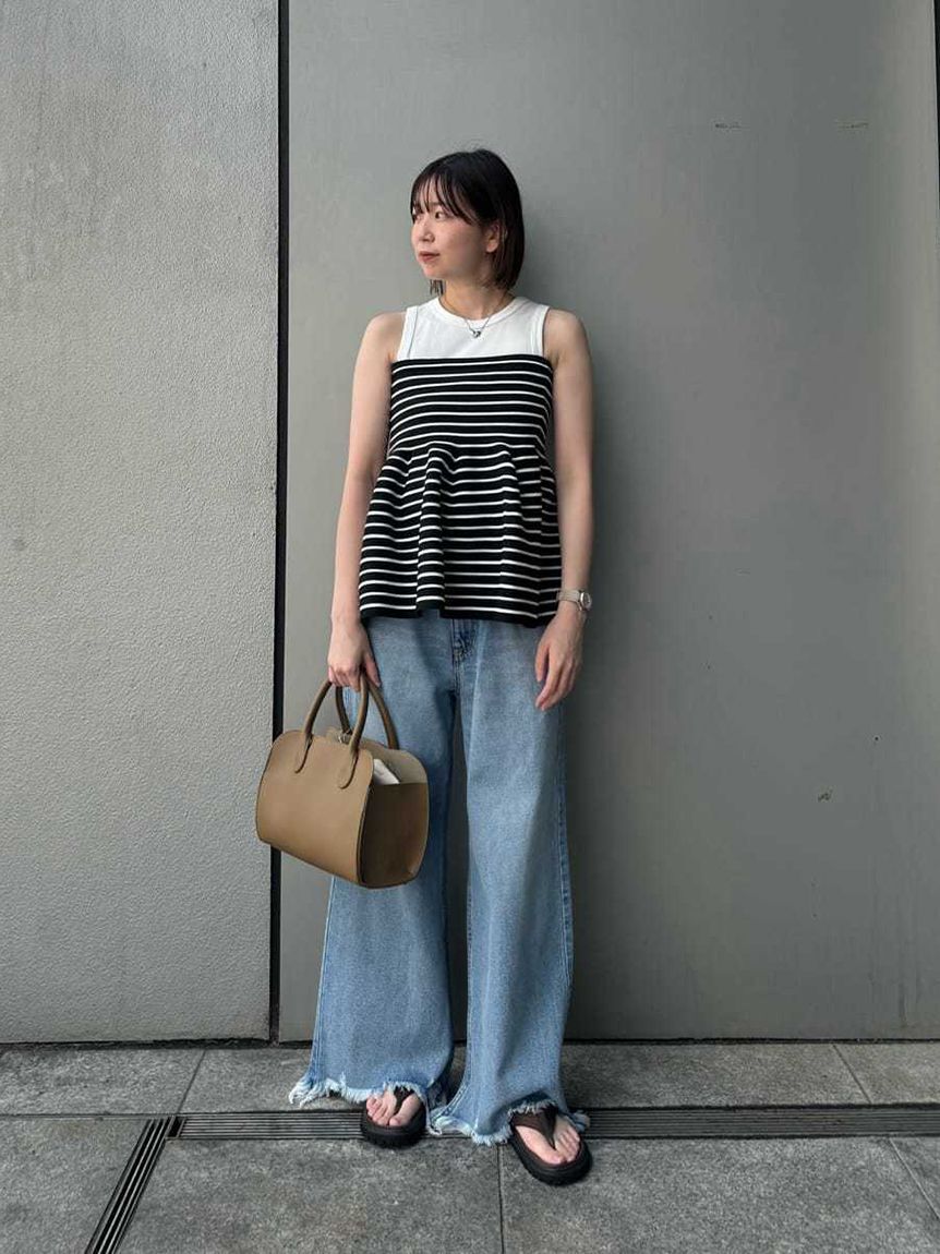 Mila Owen「裾フリンジクロップドフレアデニムパンツ」|デニム|