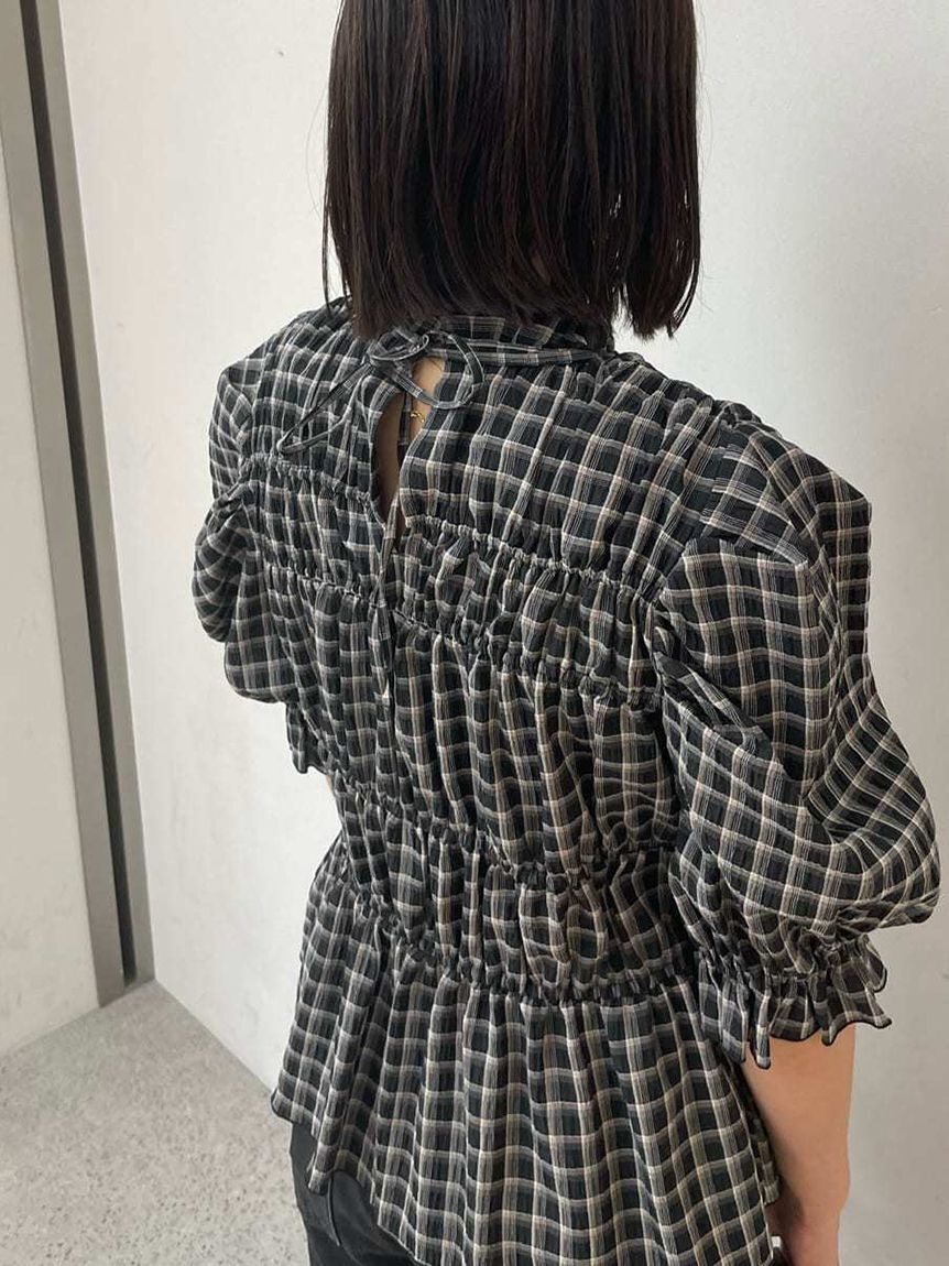 Mila Owen「シャーリングペプラムフリルブラウス」|シャツ・ブラウス|