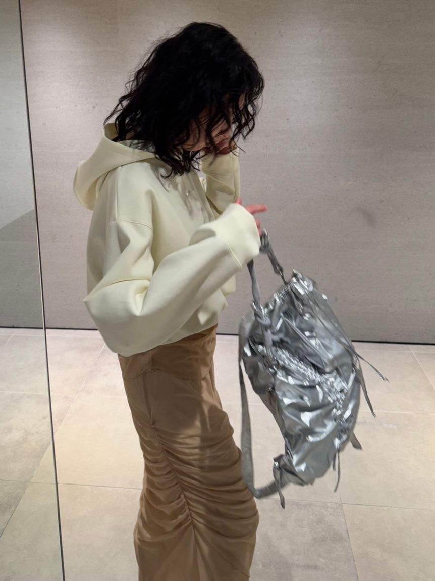 emmi atelier「【IPSA/emmi】ダンボールフーディートップス」|Tシャツ・カットソー|