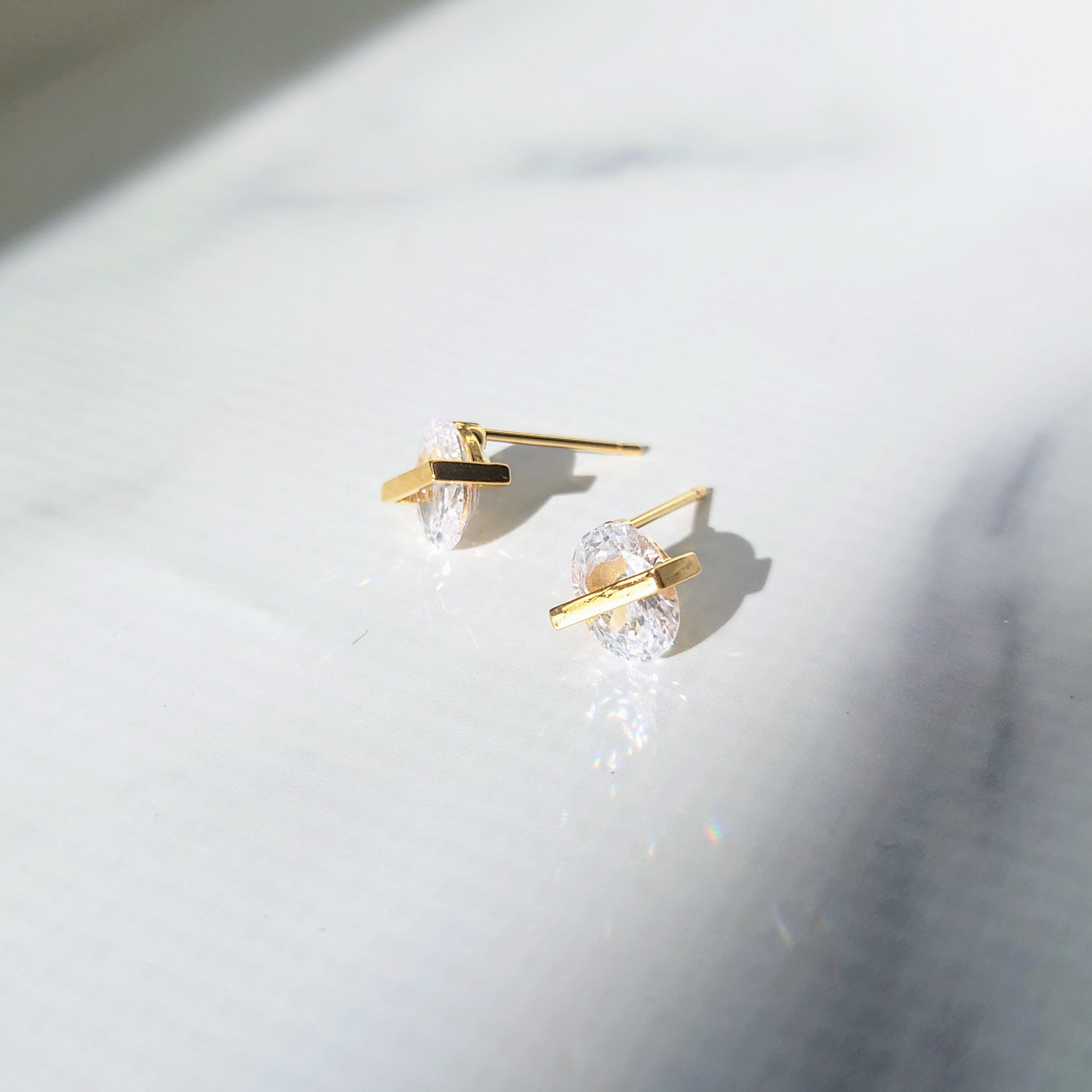 MARQUISE「ラウンドクリスタルピアス」|ピアス|