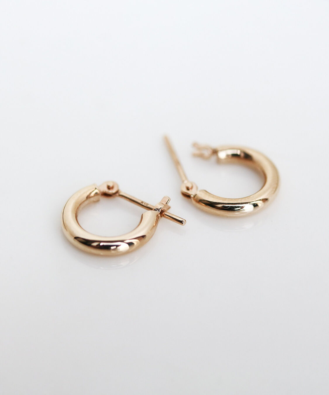  「ゴールド スナップ フープ ピアス | K10YG」|ピアス|