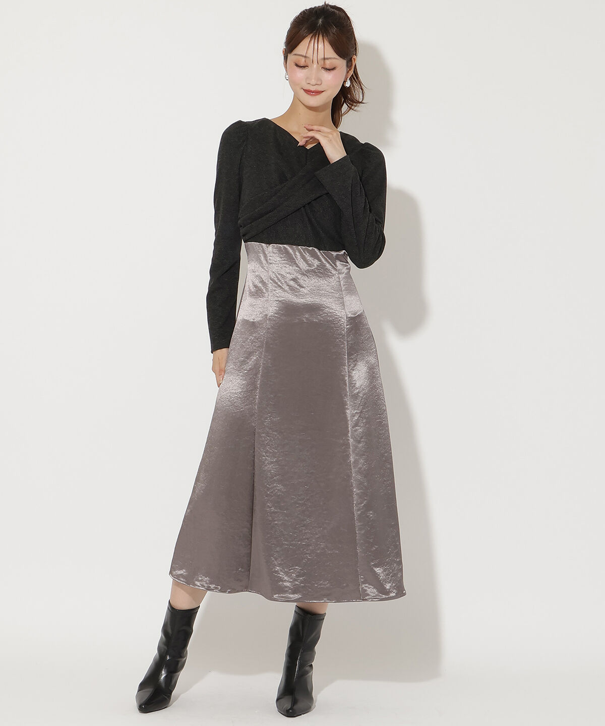 アンドクチュール「サテンドッキングワンピース」|ワンピース|ﾁｬｺｰﾙｸﾞﾚｰ