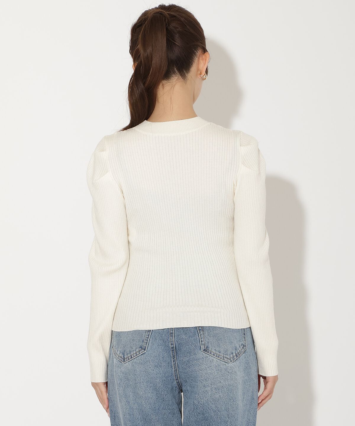 アンドクチュール「肩ギャザーハイネックリブニット」|ニット・セーター|