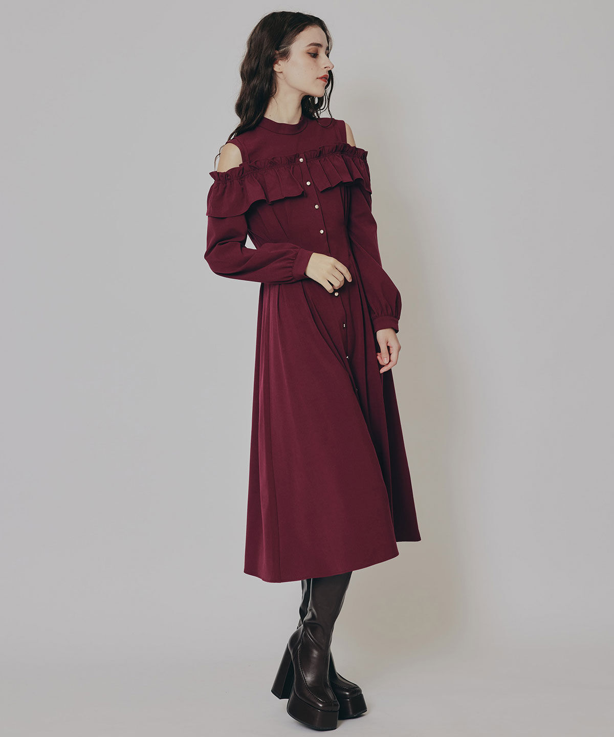 REDYAZEL「オープンショルダーフリルワンピース」|ワンピース|ボルドー