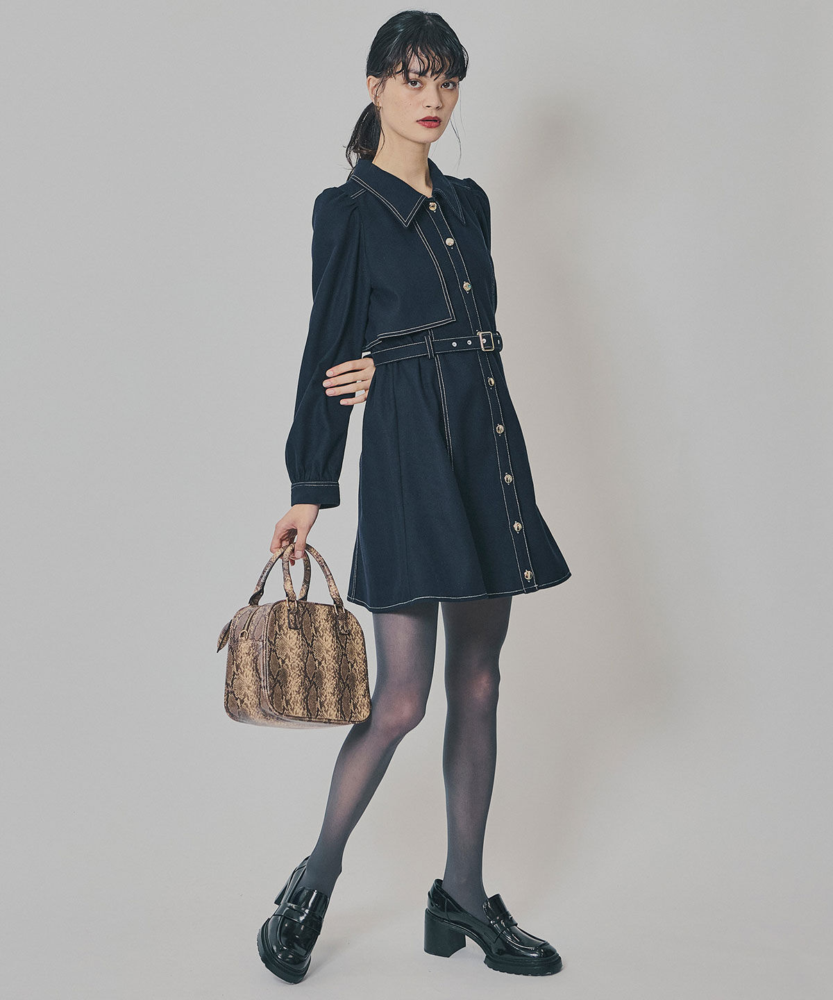 REDYAZEL「バイカラーステッチラインミニワンピース」|ワンピース|