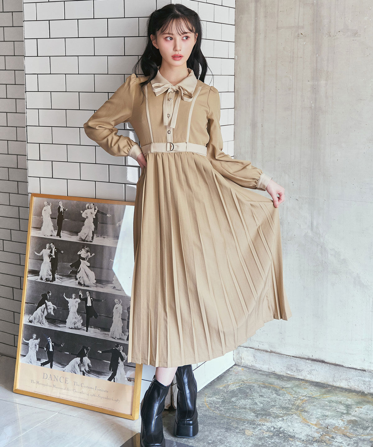 REDYAZEL「クラシカルバイカラーラインリボンタイプリーツロングワンピース」|ワンピース|