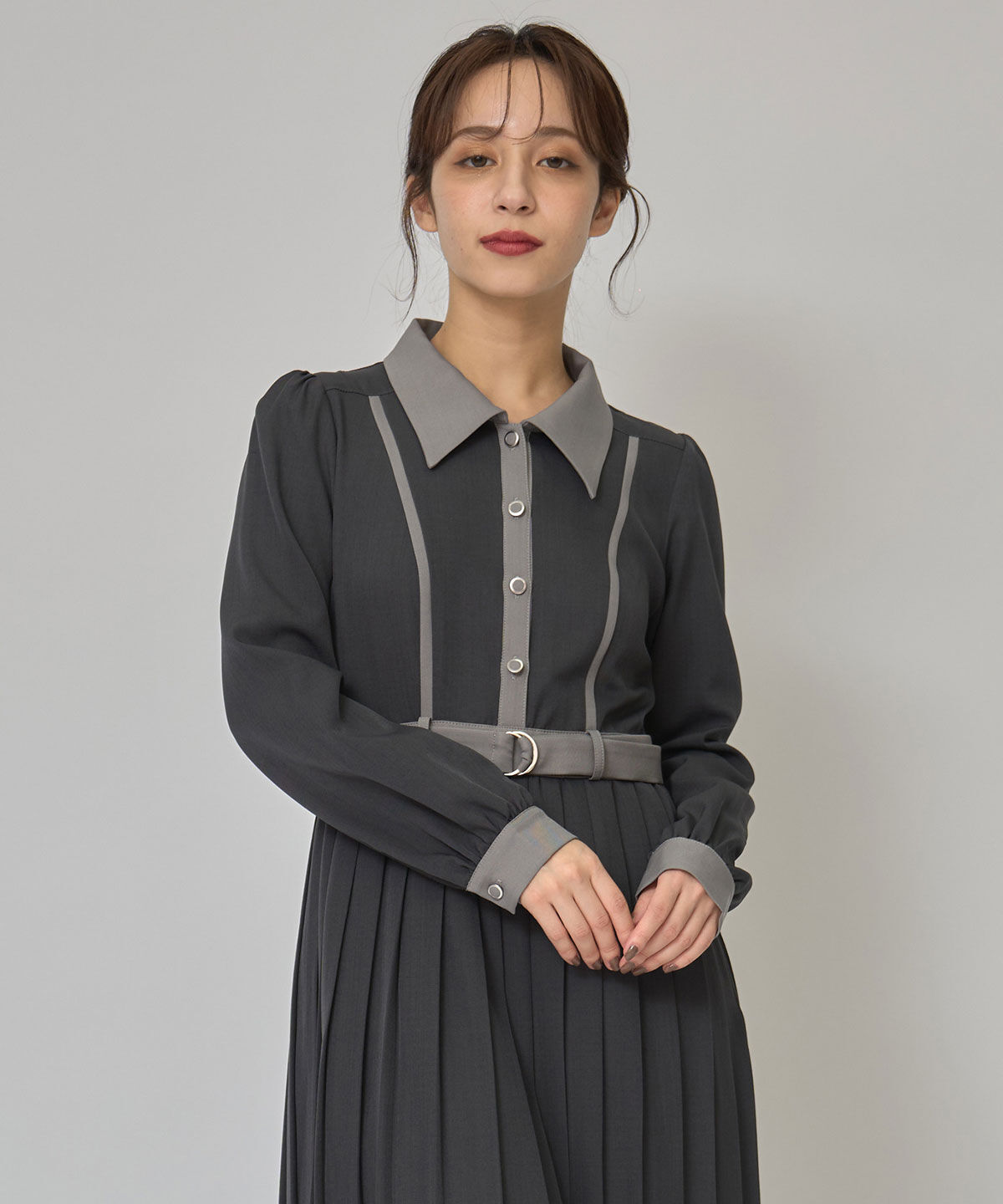 REDYAZEL「クラシカルバイカラーラインリボンタイプリーツロングワンピース」|ワンピース|