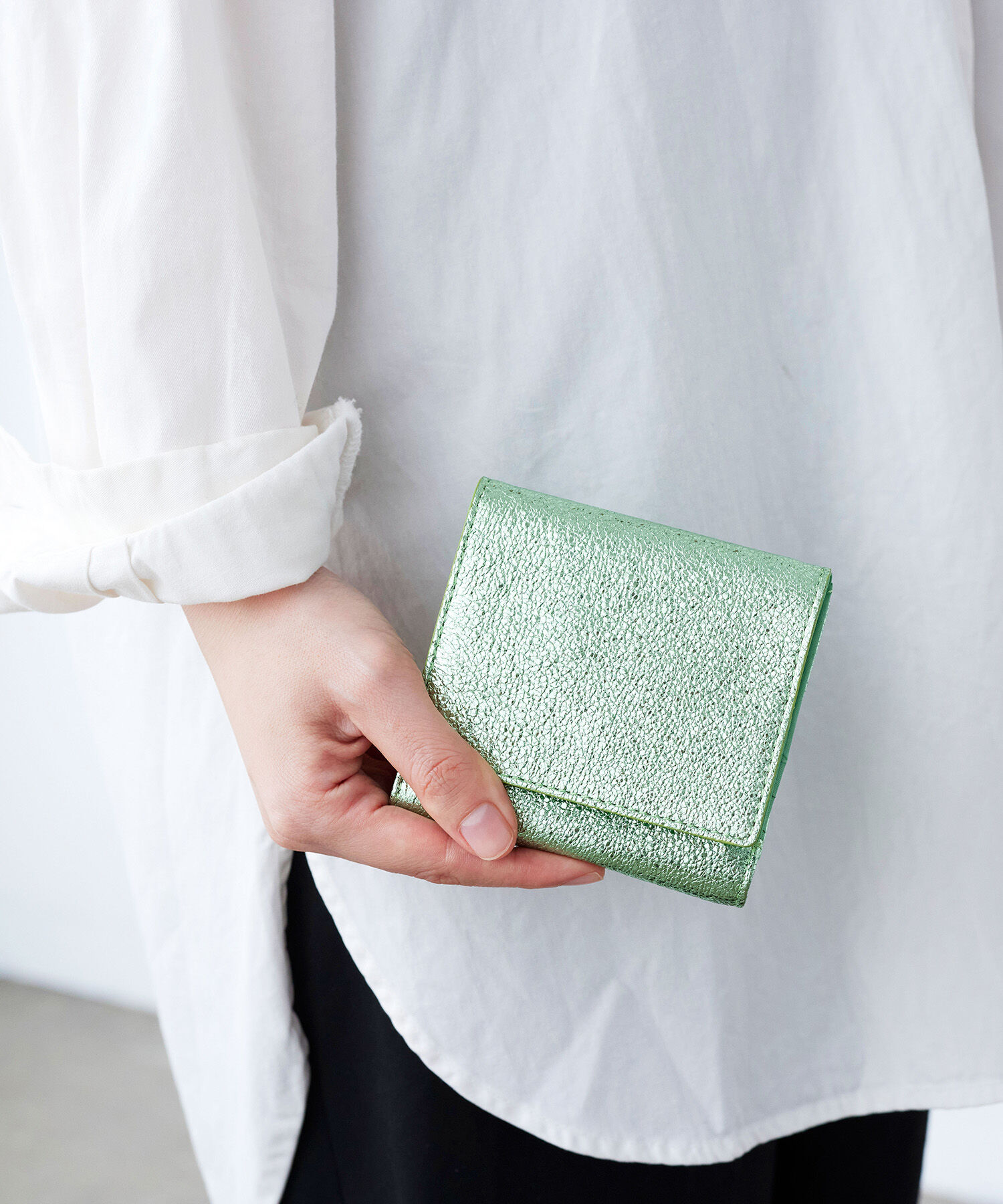 TOPKAPI BREATH「【TREASURE TOPKAPI】ウォッシュド レザー メタリック 二つ折り財布」|財布|