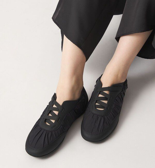 ODETTE E ODILE「ソフトギャザード スニーカー15&uarr;」|スニーカー|