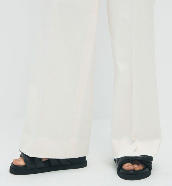 CABaN「コットンシルクストレッチ デニムフレアパンツ」|チノ|