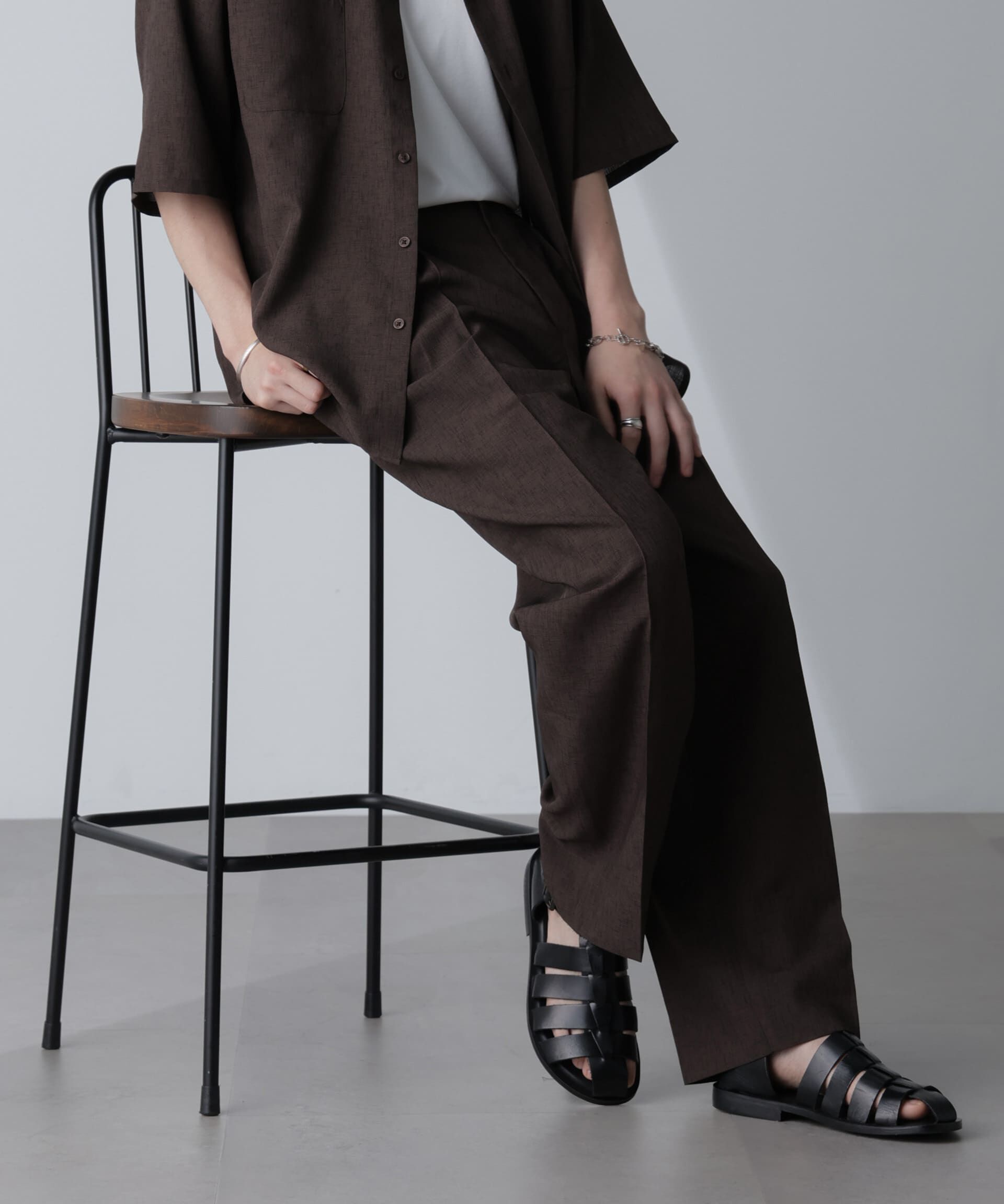 nano･universe「テックリネンリラックスタックテーパードパンツ（セットアップ可）」|チノ|