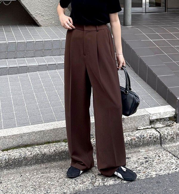 fredy emue「【人気商品の新型】とろみwarmタックスラックス」|スラックス|