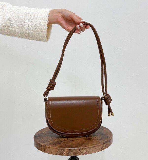 fredy emue「フラップラウンドポシェット」|ショルダー・メッセンジャー|