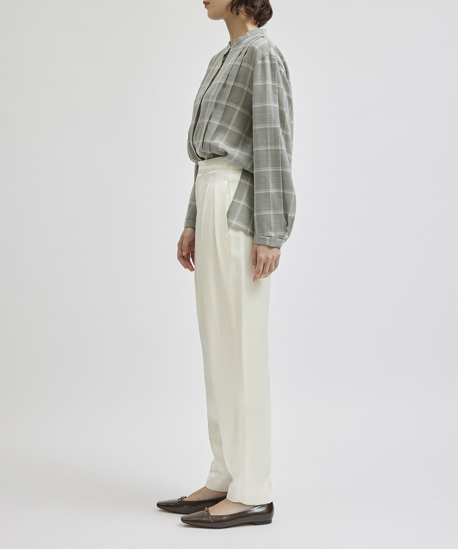 ROPE「サテンタックテーパードパンツ」|その他|