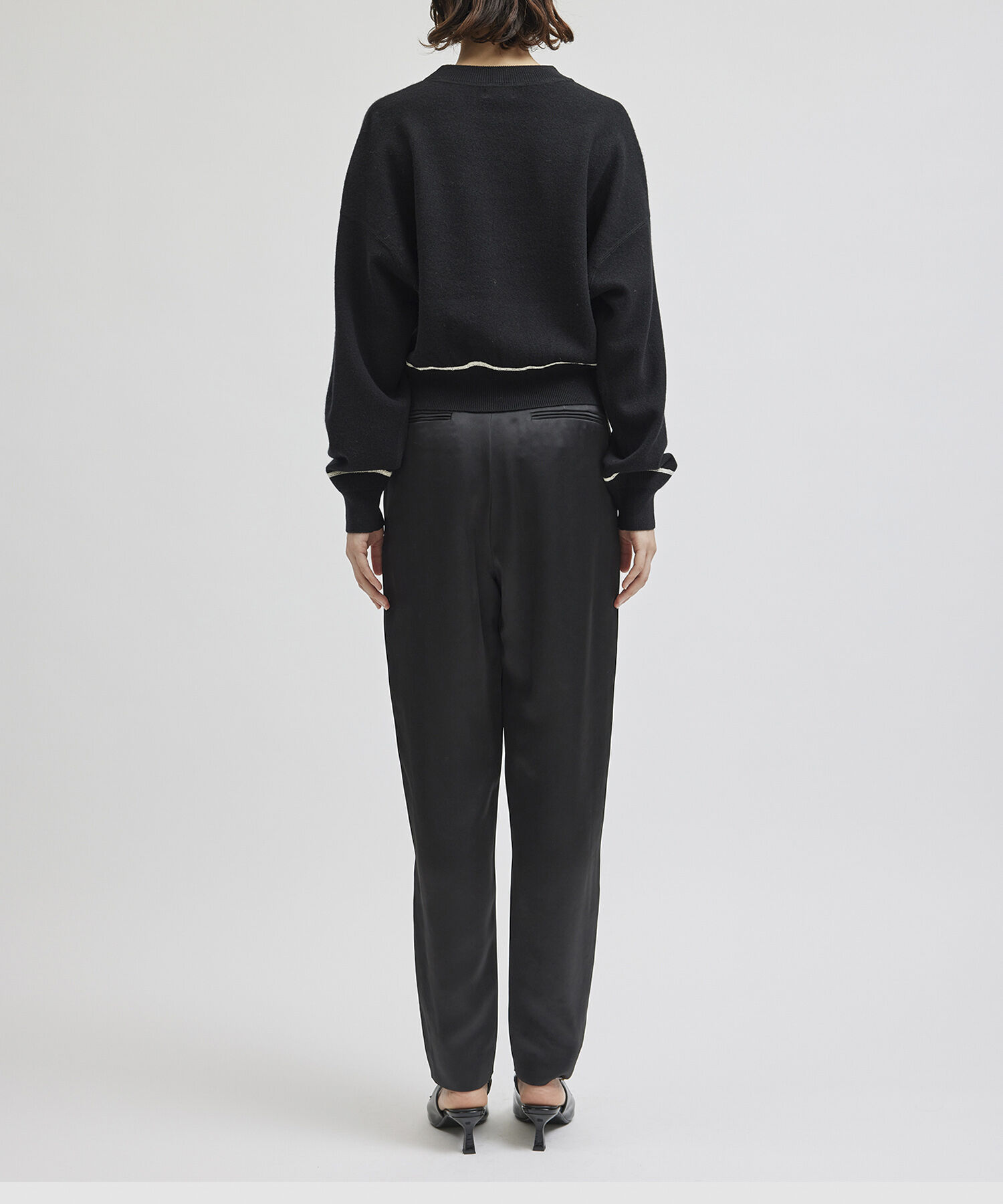 ROPE「サテンタックテーパードパンツ」|その他|