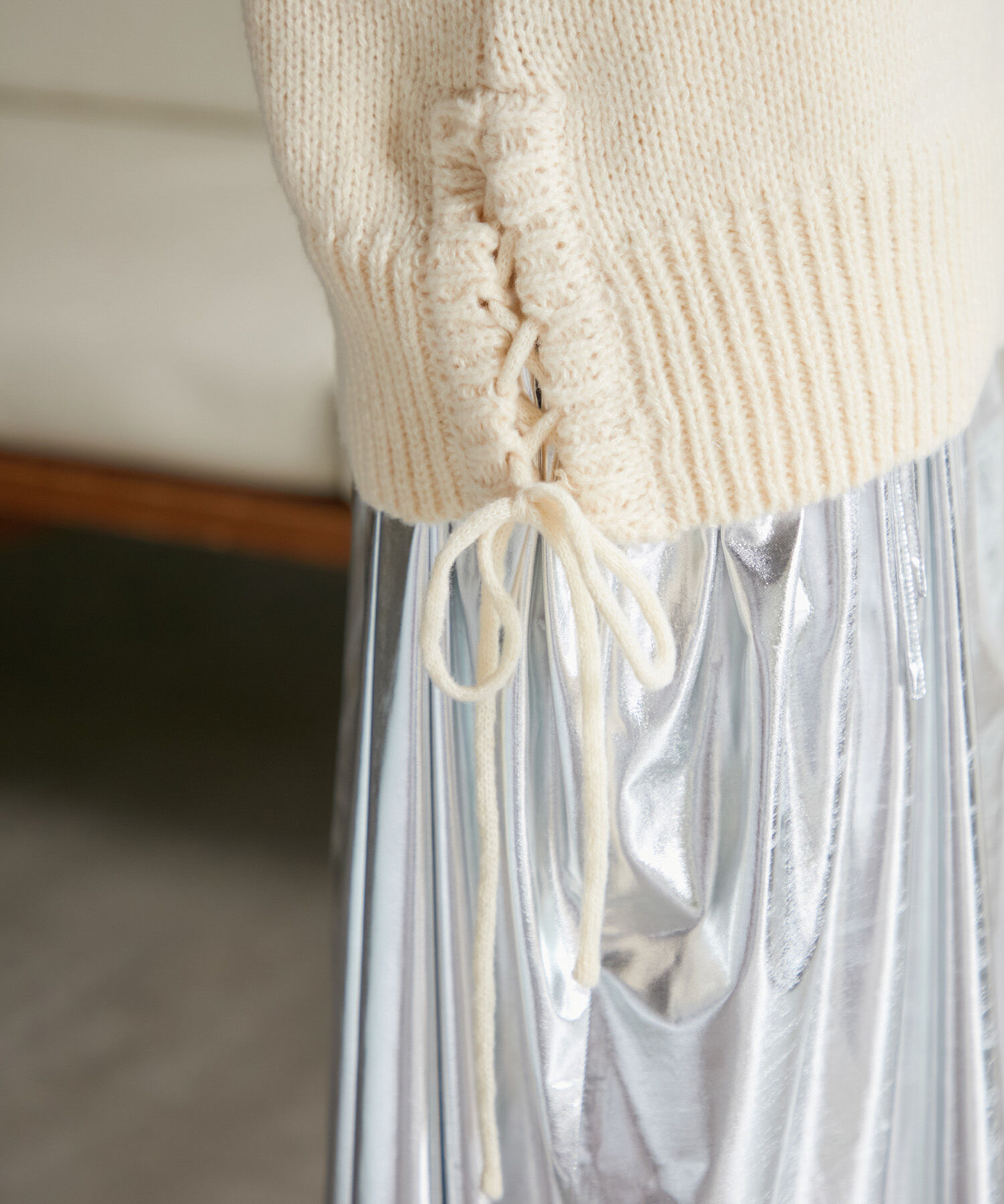 VIS「レースアップリボンニット【WEB・アウトレット限定】」|ニット・セーター|