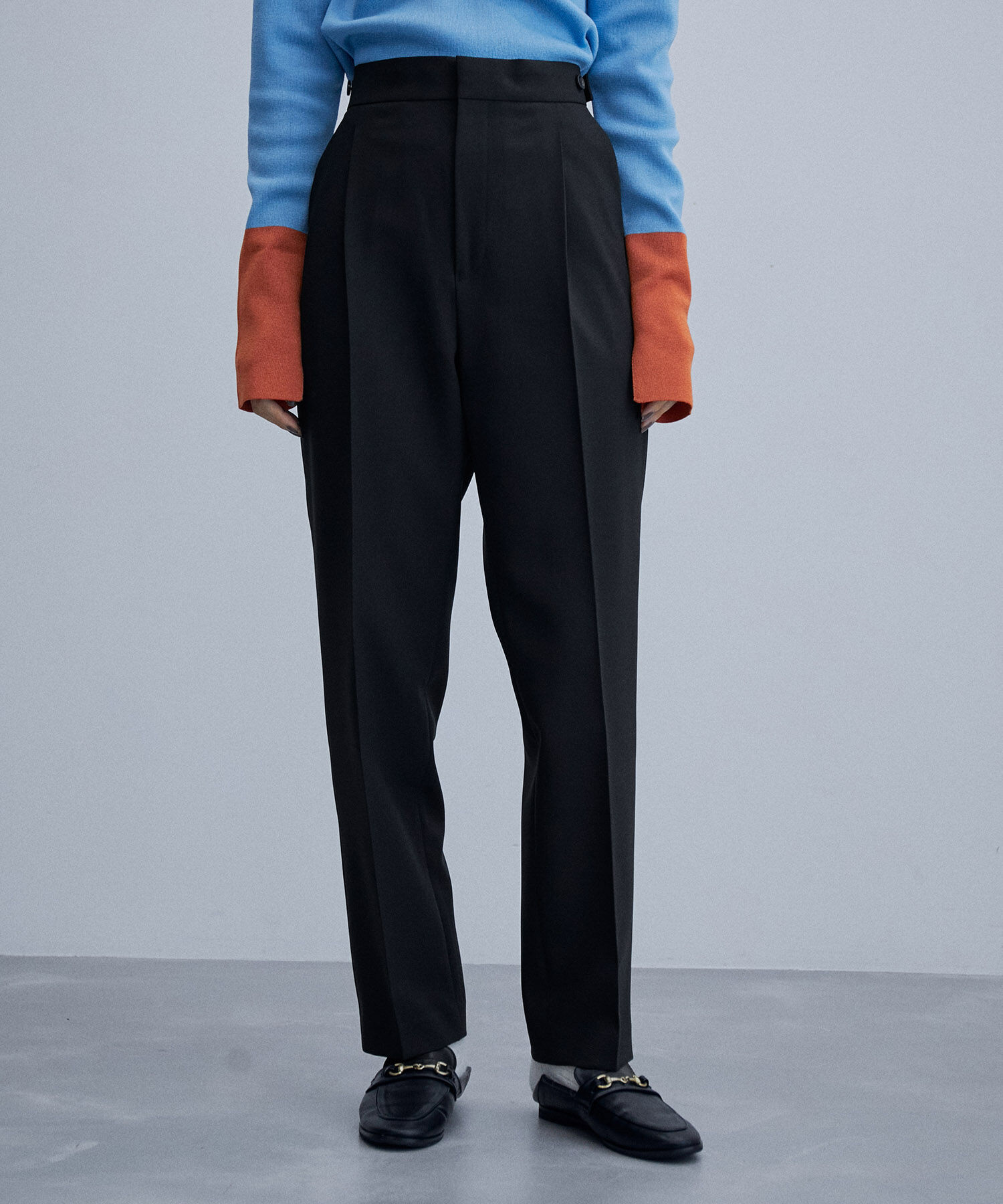 ADAM ET ROPE'「【サステナブル】スリムスラックス」|スラックス|