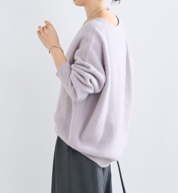  「【抜け感シルエット】ヘアリーウール片畦Vネックニット」|ニット・セーター|