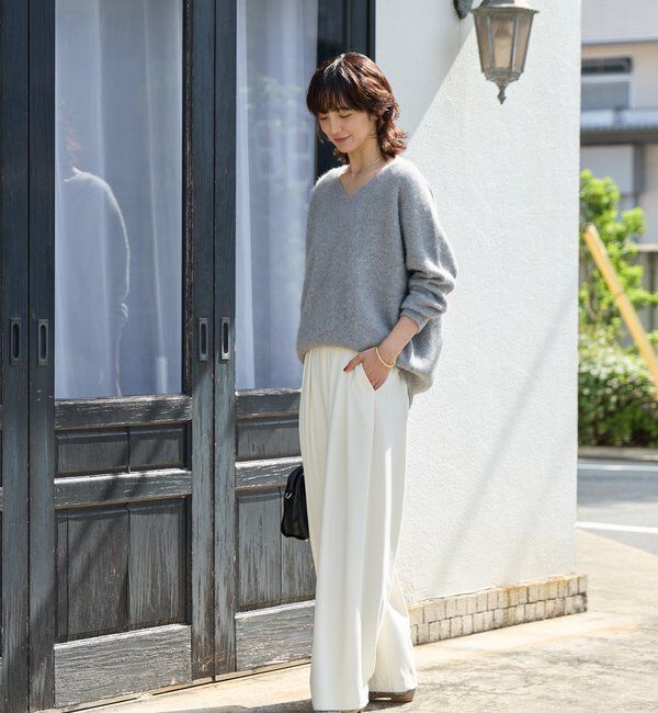  「【抜け感シルエット】ヘアリーウール片畦Vネックニット」|ニット・セーター|