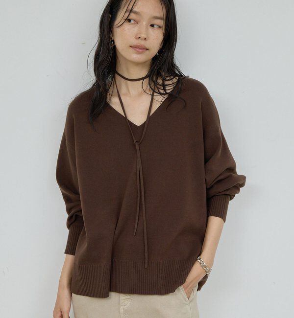  「【CHIKAコラボ】【着やせ&times;時短おしゃれ】タイ付き総針Vネックニット」|ニット・セーター|