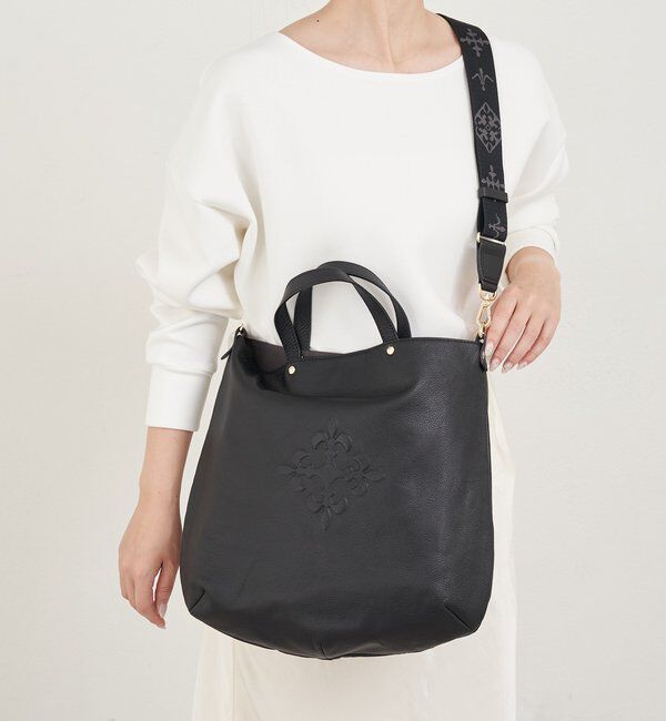  「スリム2WAYトートバッグ <エンボスモノグラム>」|トートバッグ|